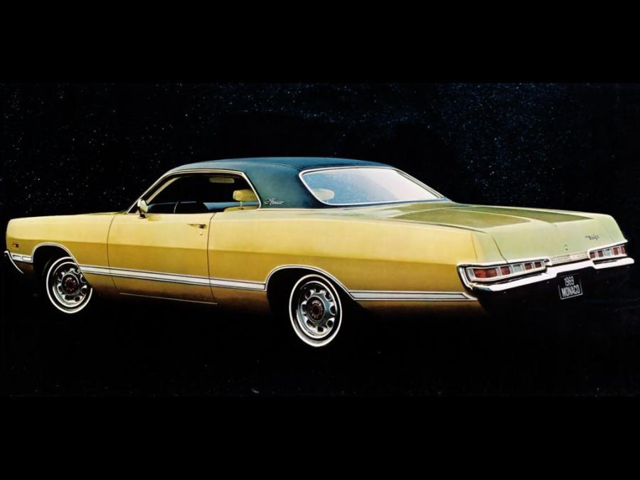  Dodge Monaco Hardtop Coupe 1969 года  (фото 2 из 4)